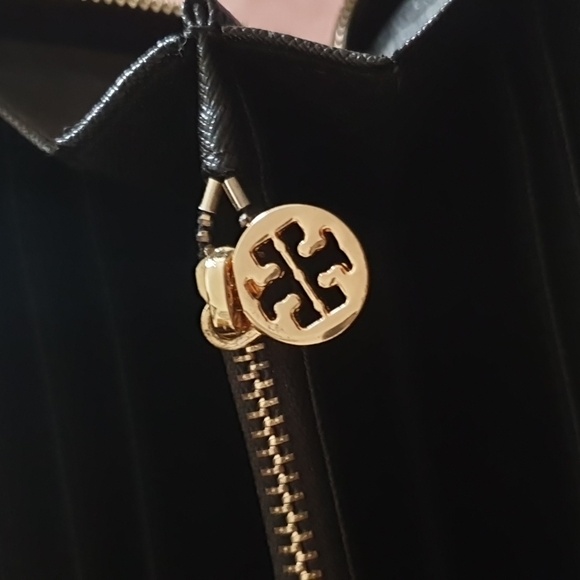 Tory Burch Wallet - Picture 6 of 12